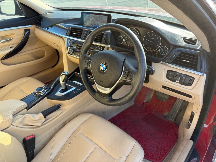 
								BMW 4 Series full									